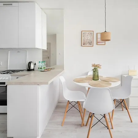 Wilenski Bright Spring By Bookinghost Apartman *